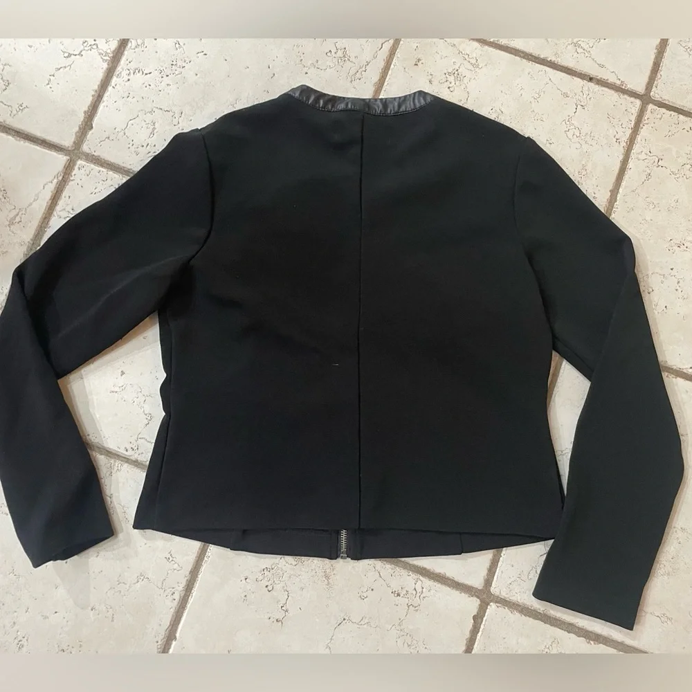 Kardashian Kollection Women's Blouse Size Large Zip Up Lightweight Jacket EUC - Picture 2 of 10